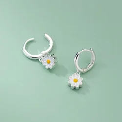 Exquisite Sunflower Earrings in Sterling Silver - Elegant Jewelry Gift (Silver)