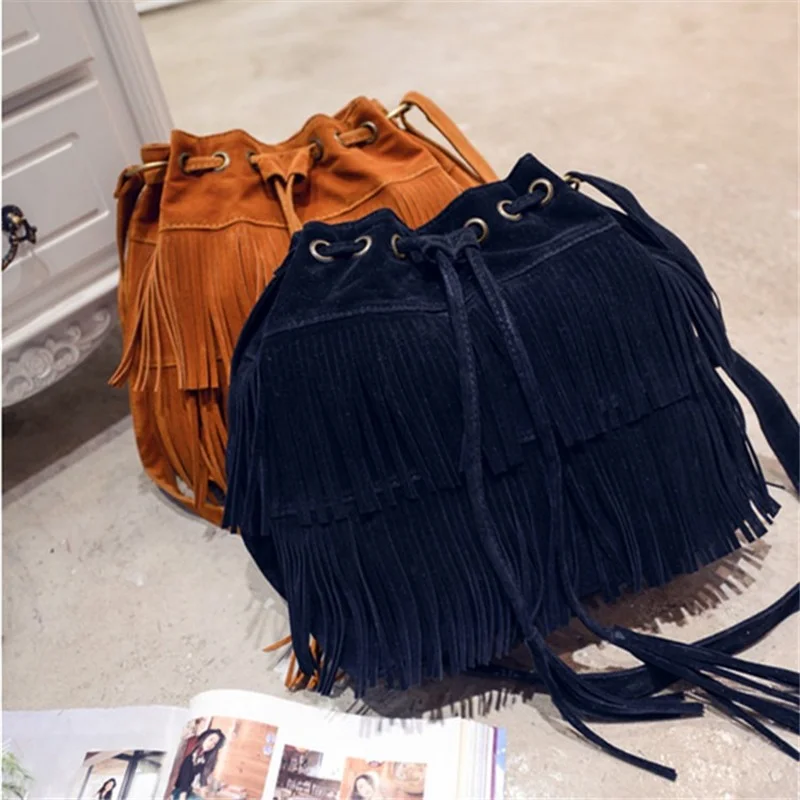 Fashion Retro Shoulder Bag Faux Suede Fringe Women Messenger Bags New Handbag Tassel Bucket Handbags 2024 new Crossbody Tote