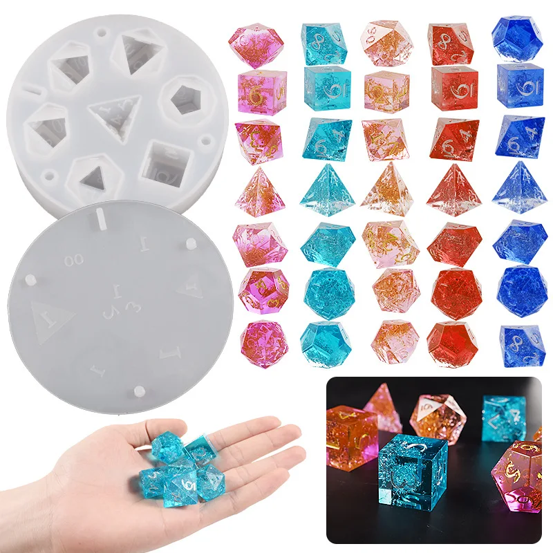 

Dropping Resin Polyhedral Dice Seven Piece Set Keychain DIY Running Group Board Game Dice Silicone Mold