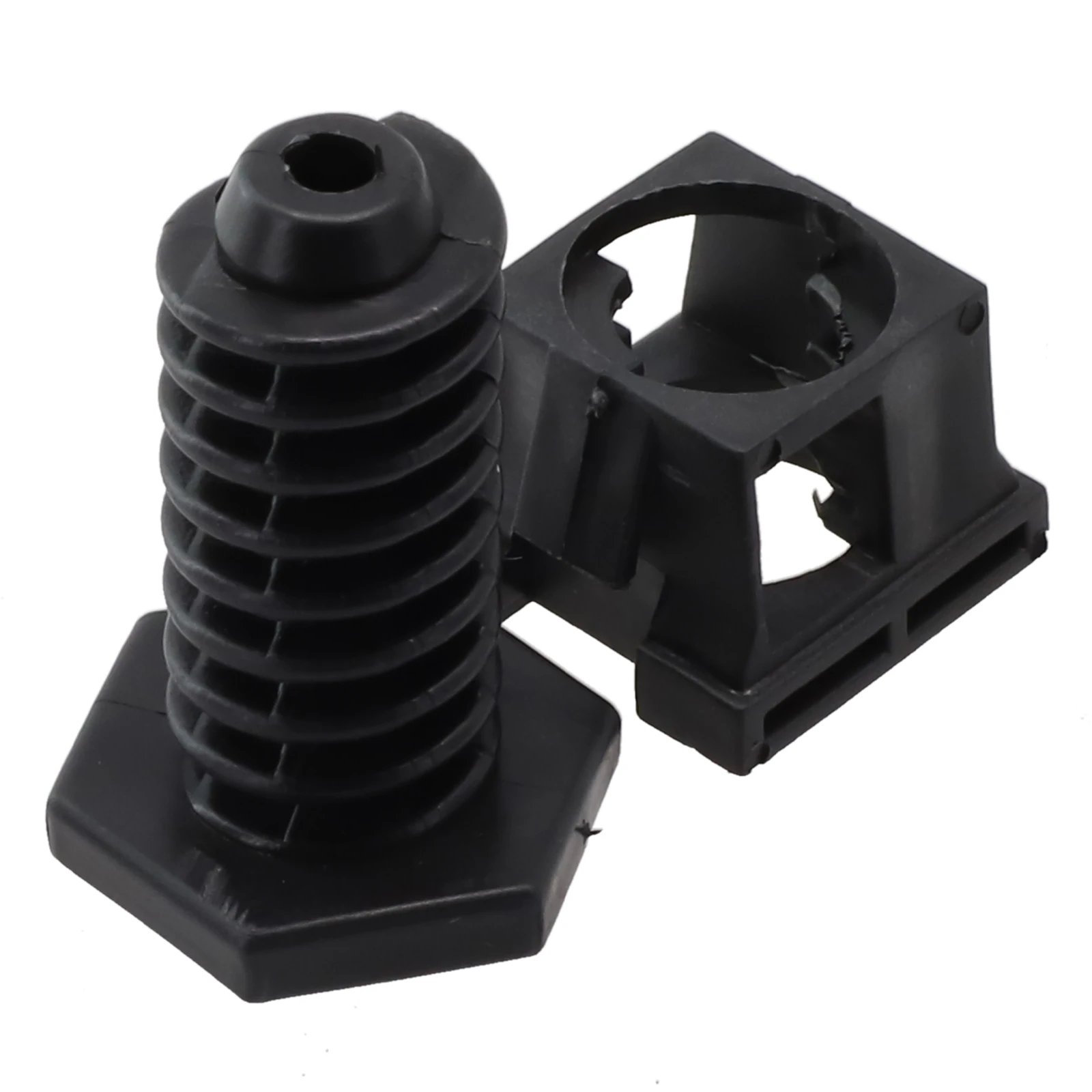 Рисунок 5 - пластиковый бампер для Jeep Cherokee