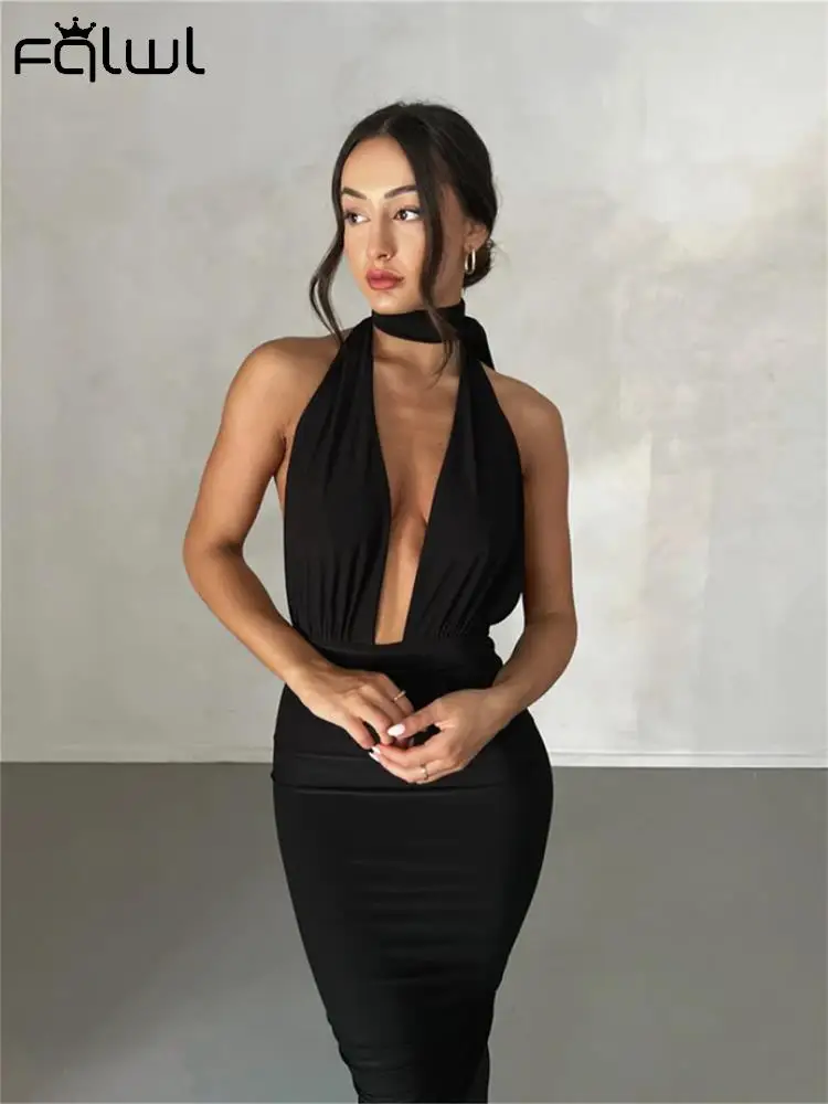 

Женское длинное платье с лямкой на шее, без рукавов, с рюшами