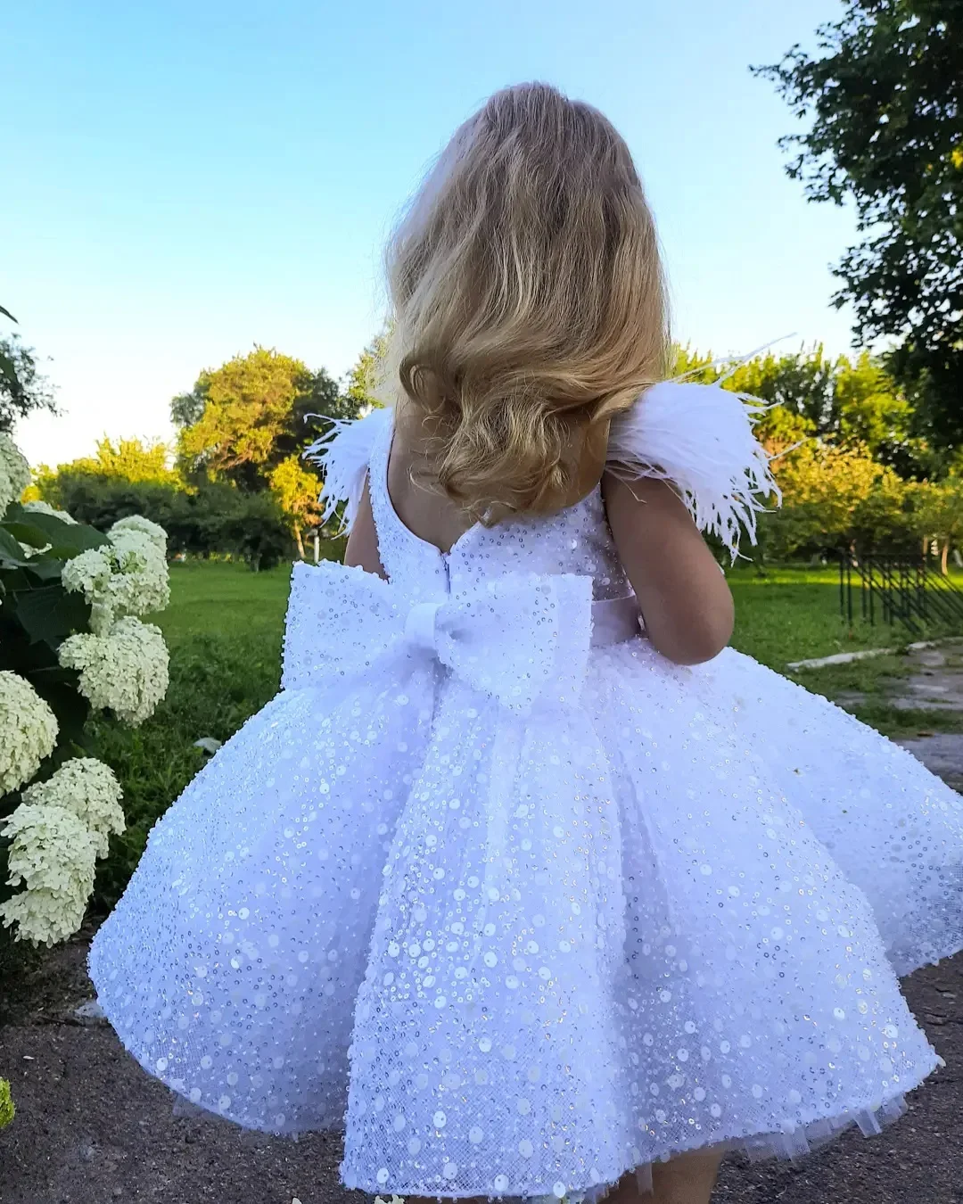 

White First Communion Dress for Girls Glitter Sequined Feather with Bow Sparkly Evening Party Fluffy Ball Gown Tutu Kid Birthday