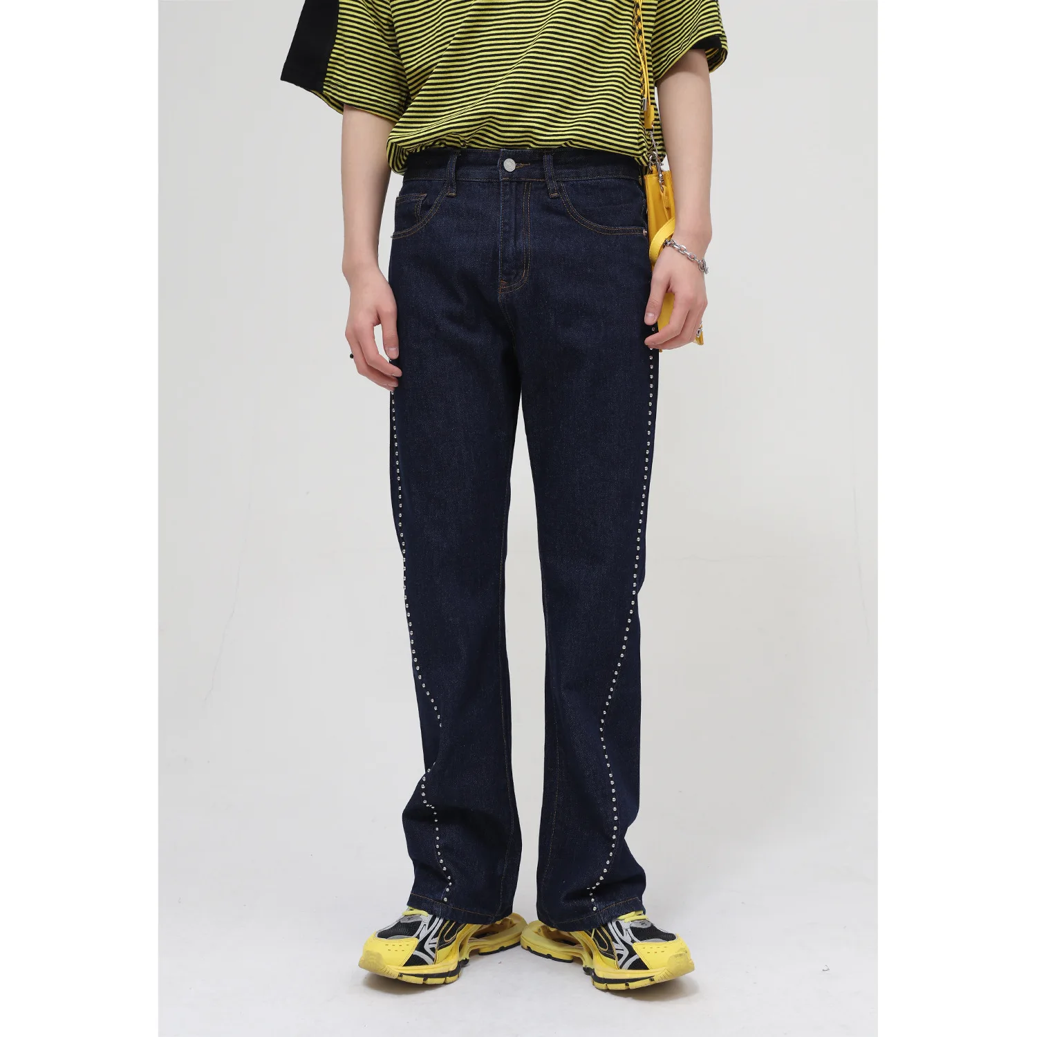 

High Quality Denim New Korean Loose Beads Personalized Design Casual Micro Trumpet Jeans Men