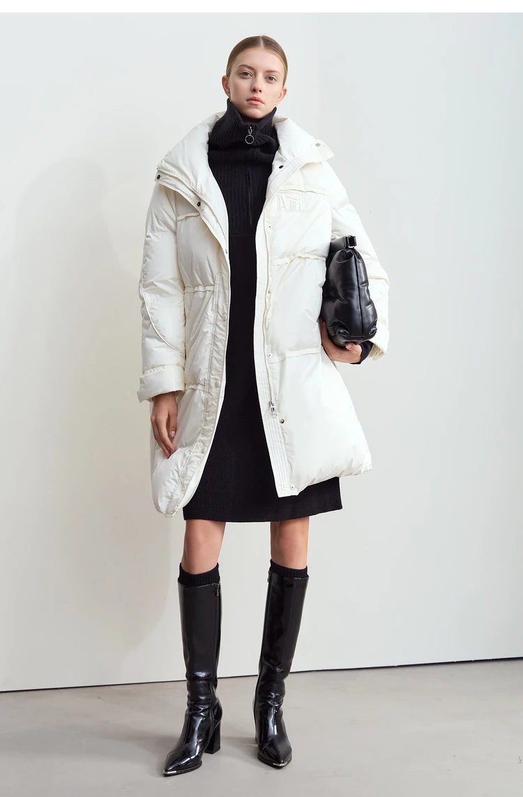 Amii 2024 Winter New Women's Velcro Loose Coat Top Warm Stand-up Collar Letter Embroidered Seal Zipper Down Jacket 12444103
