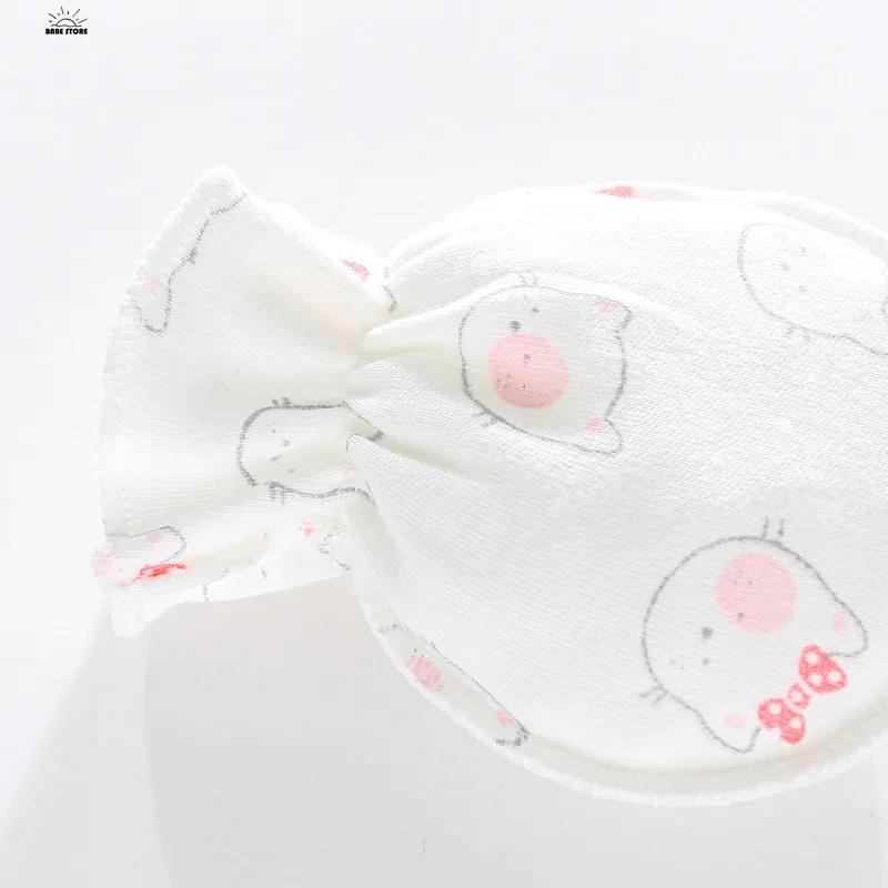 Baby Mittens Anti Scratching Gloves 1/5Pairs Newborn Baby Gloves Cotton 0-3 Months Infant Anti-Grab Face Anti-Eat Hand Glove Cute Printed Glove