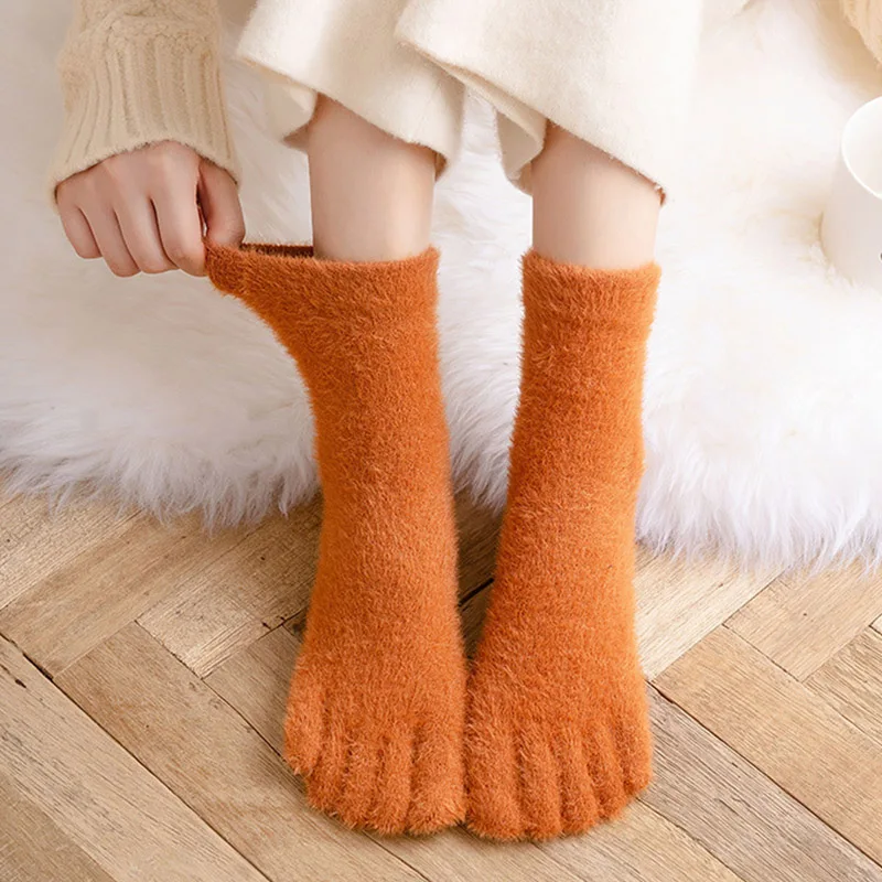 

Winter Warm Plush Toe Socks Women Girl Low Tube Split Toe Thick Sock Soft Cozy Plush Five Fingers Solid Color Bed Sleep Socks