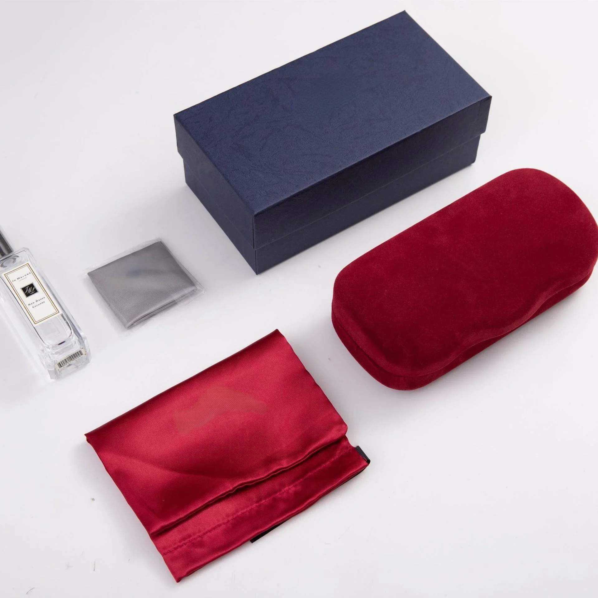 

Glasses Case Female Portable Personality Simple Myopia Glasses Case Male Anti Pressure Anti Falling Sunglasses Case