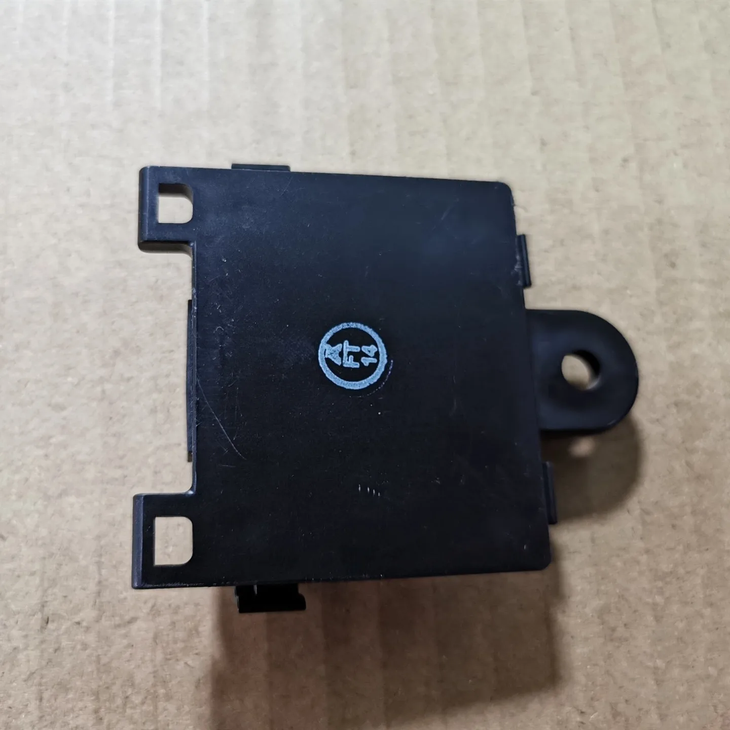 

106965100D High Quality Door Handle Control Module for Tesla Model S 2012-2021 Brand New