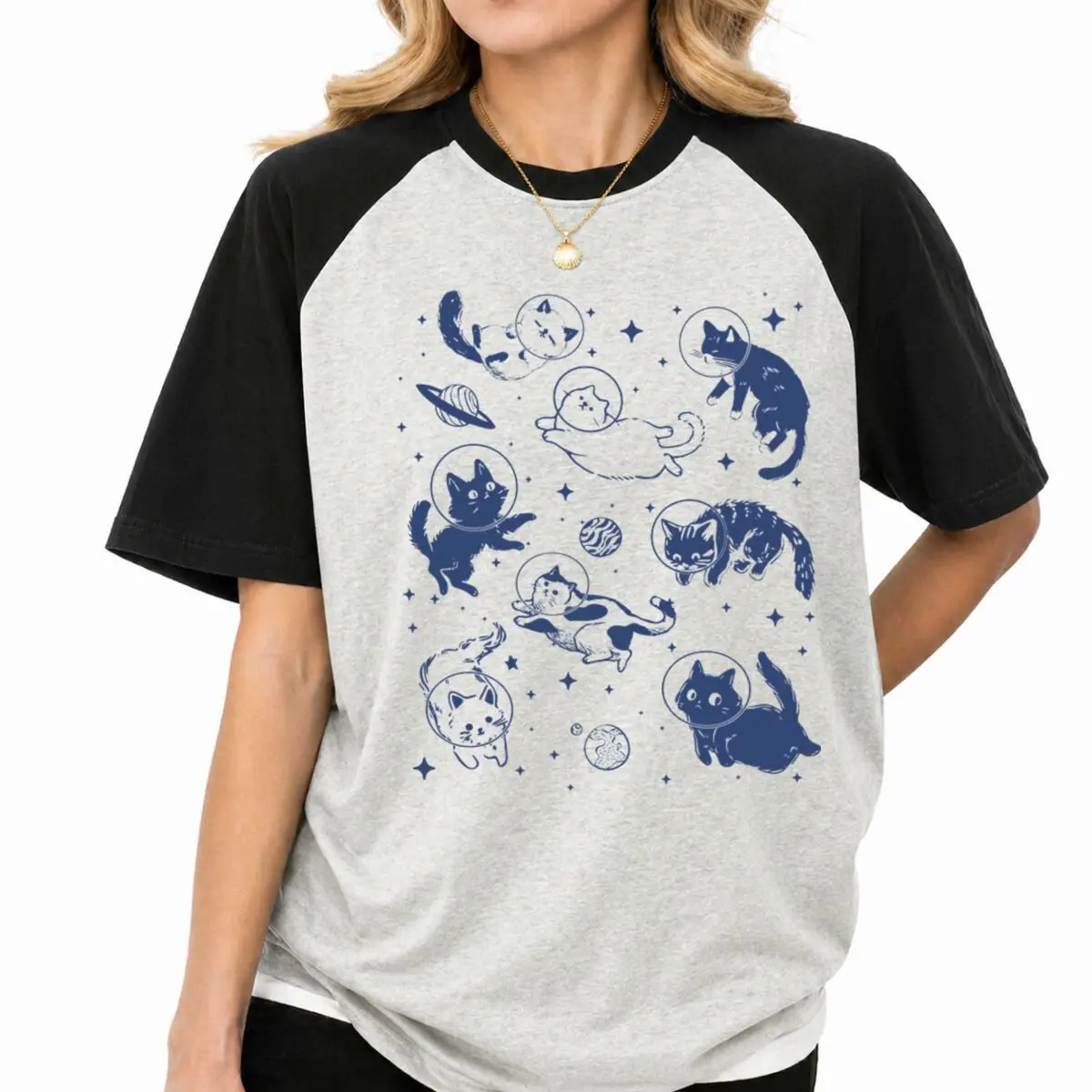 Cute Astronaut Cats Cosmic Print T-Shirt Vintage Raglan Sleeve Cotton Short Sleeve Tees Women's Casual American Style Tshirt 4