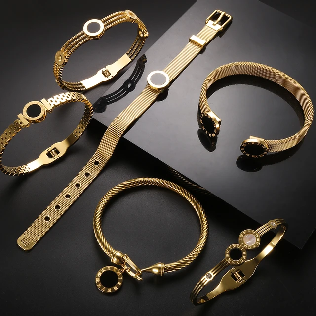 The Roman Numeral Bracelet – The Essentials Brand