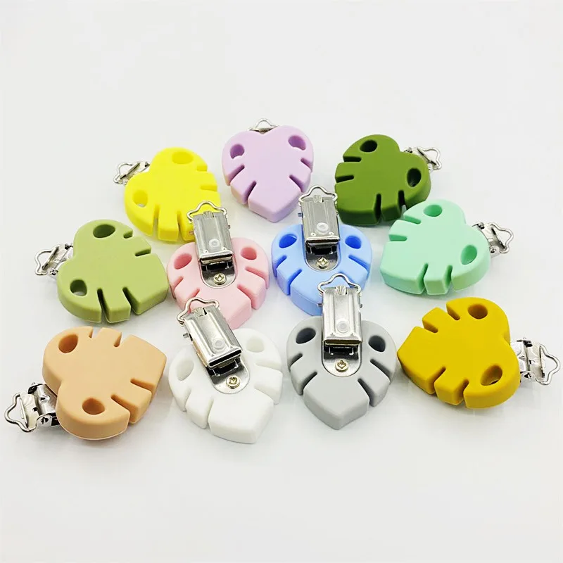 4pcs Heart Shape Silicone Pacifier Clips Leaves Mouse Silicone Clip Nursing Safe Baby Toys Accessories DIY Pacifier Chain Clamps 4