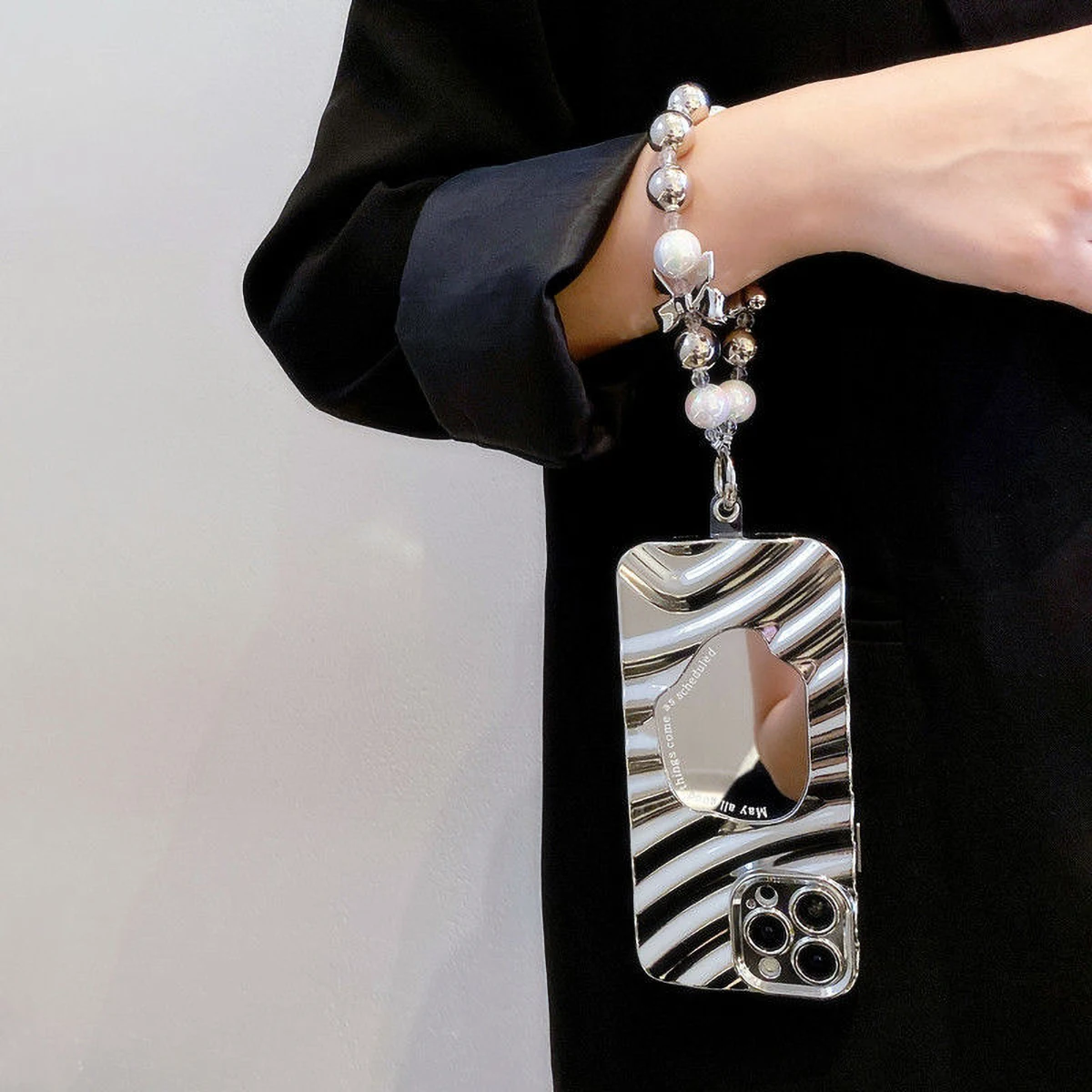 Sleek Shockproof Silicone Makeup Mirror Phone Case with Lanyard