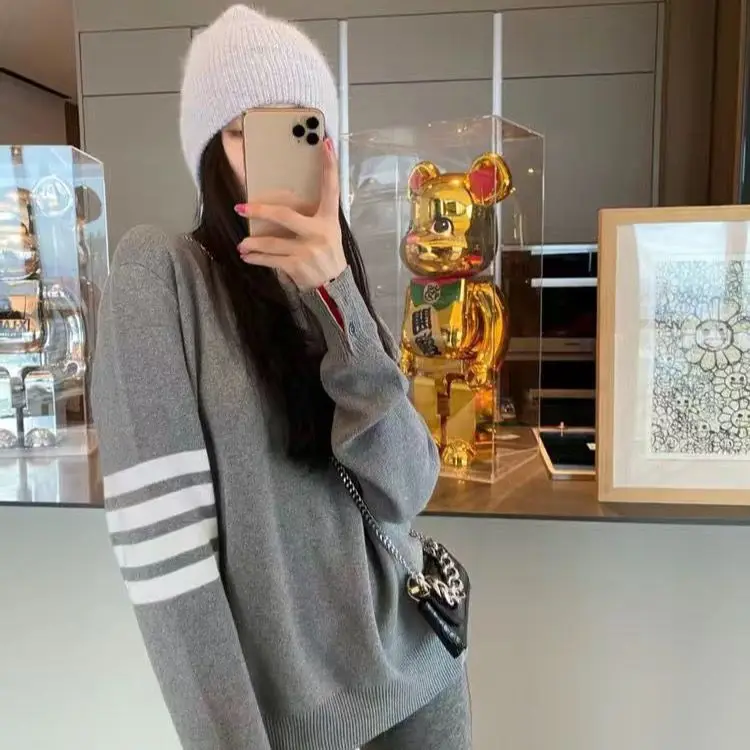 

2023 Autumn/Winter New TB Four Bars Korean Edition Loose Outer Wear Casual Round Neck Pullover Knitted Sweater for Women