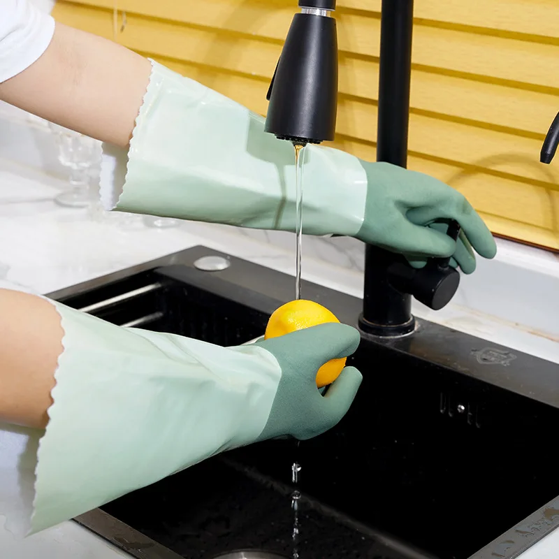 Industrial rubber gloves oil and water corrosion resistance, wear protection and lengthening integrated velvet dipping gloves