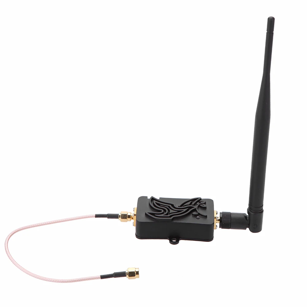 WiFi signal booster device overview