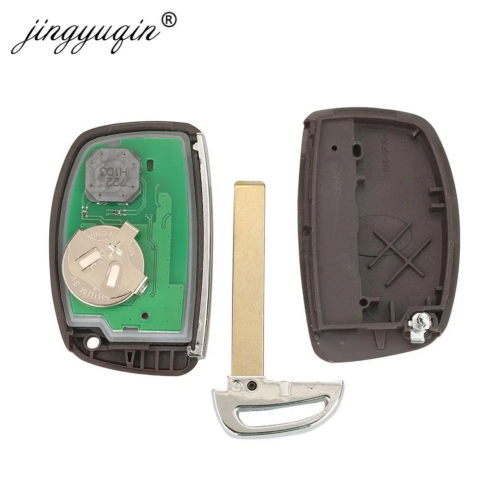 Enhanced Smart Car Key Fob with Keyless Entry and 3-Button Design