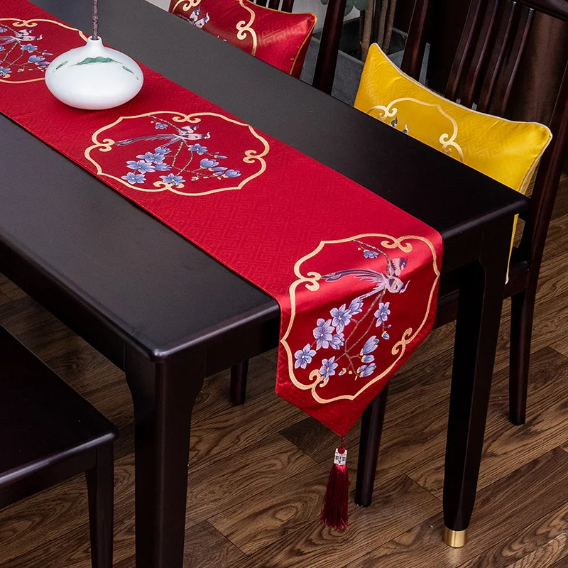 

Modern Luxury Striped Table Runners High Precision Jacquard Table Runner for Home, Art Decor Wedding Blue Champagne