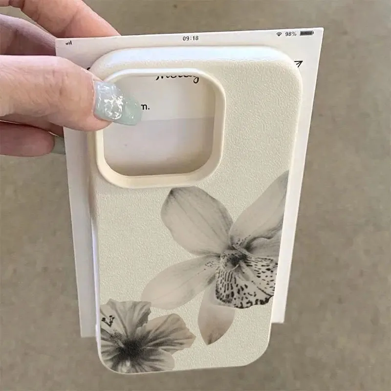 Elegant Black & White Floral Pattern Lichee Soft Phone Case Cover