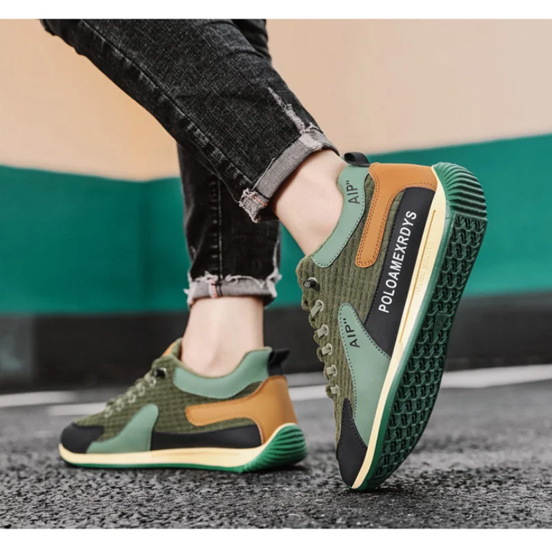Men's Shoes 2024 New Style Velvet Core Trend Warm Casual Sports Men's Autumn Winter Luxury Slip-on Vulcanized Shoes for Men 3