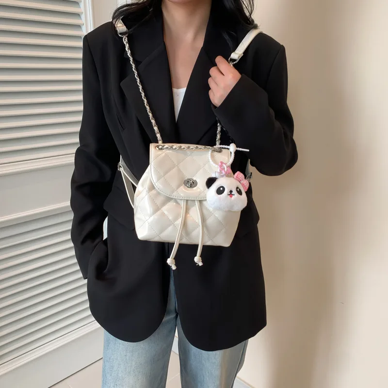 Korean niche backpack women's 2024 new trendy and fashionable backpack versatile chain bucket bag travel bag