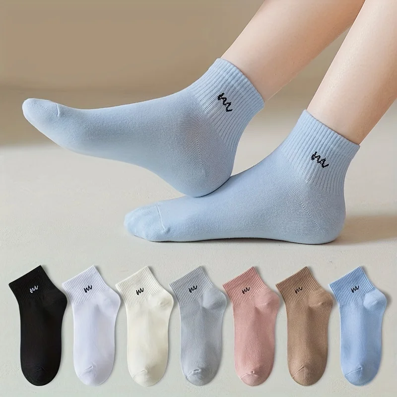 5 Paar Socken mit Buchstabendruck, bequeme und atmungsaktive Sport-Kurzsocken, Damenstrümpfe und Strumpfwaren, weiche und bequeme All-Match-Kurzsocken – Detail 16