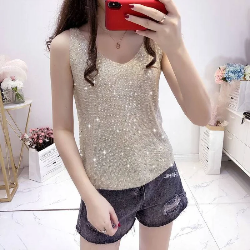 2023 New Summer Sexy Trend Fashion Vertical Bar Hot Diamond V-Neck Sling Sleeveless Loose Relaxed Large Solid Women\'s T-shirt