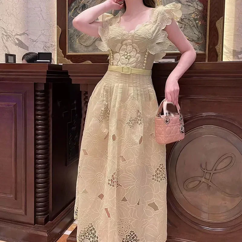 

Long Green Gentle Embroidered Dress