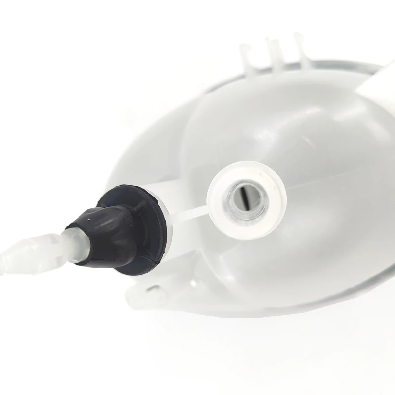 냉각수 주전자 엔진 냉각 시스템 물 탱크 자동차 부품, 메르세데스 벤츠 액세서리 E200 C220 CLS250 GLK220 A2045000749