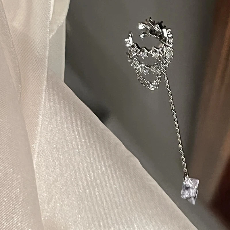 Fashion Zircon Shining Long Tassel Ear Cuff No Piercing Earrings Female Trendy Design Ear Clip Earrings Party Jewelry ear clip earrings clip earrings ear clip ear accessories
