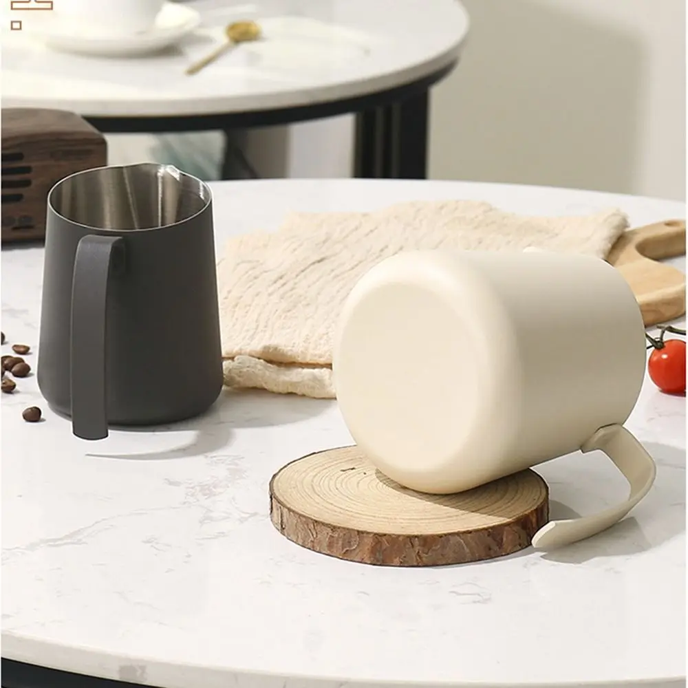 Stainless Steel Milk Frothing Pitcher 500/750ml Long Rounded Spout Latte Art Jug Clear Scale V-Mouth Design