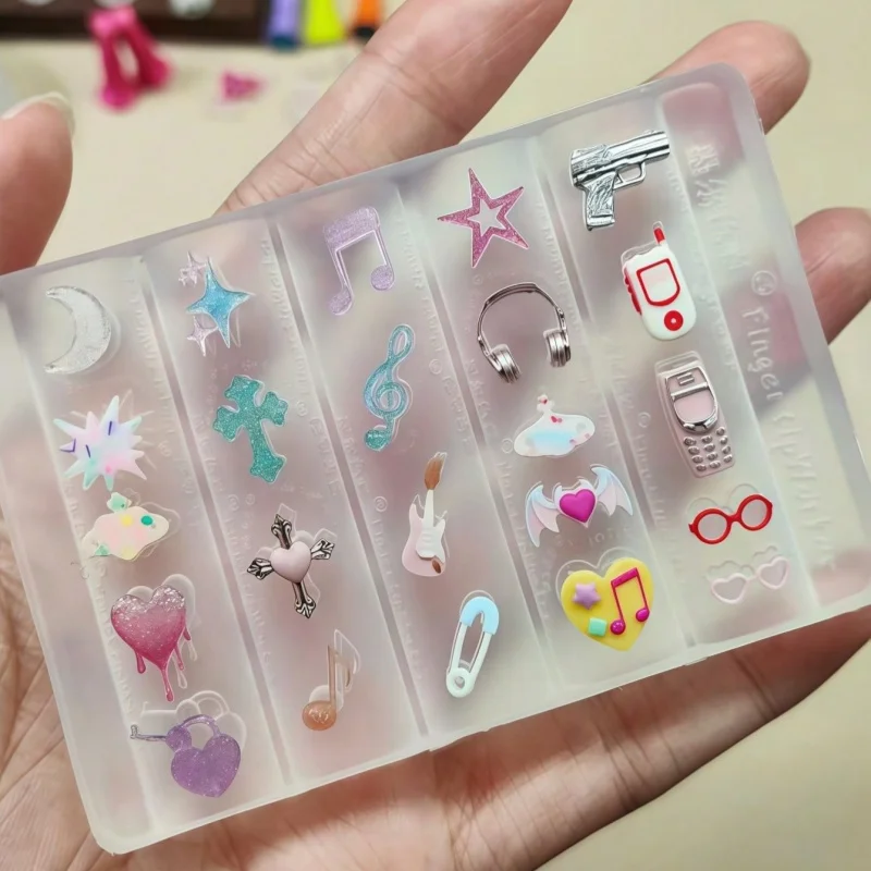 2피스 세트 네일 아트 몰드 콤보 - 아일랜드 휴가 모자 물총 레트로 악기 패션 폰 노트 DIY 네일 아트 스텐실