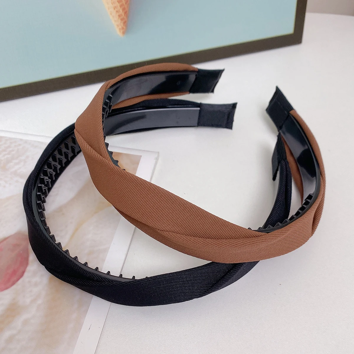 Französisches Vintage Geflochtenes Haarband für Damen, Neues Beliebtes Quasten-Haaraccessoire, Stilvolles Knoten-Stirnband, Rutschfestes Haarband – Detail 8