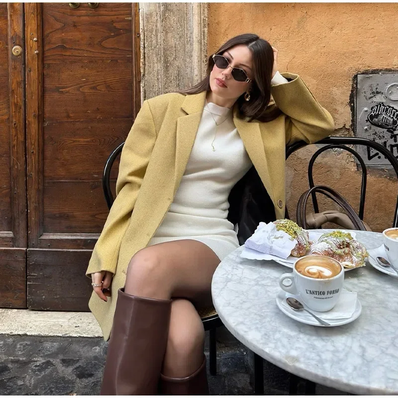 Elegante blazer amarillo para mujer, chaqueta de traje de manga larga con solapa holgada y botonadura sencilla, primavera 2025, prendas de vestir exteriores para dama de calle alta