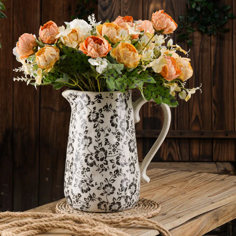 

Vase Ceramic Home Black Plum Blossom Pot Living Room Flower Arrangement Inn B & B Desktop Decoration Creative Retro Pastoral 1Pc