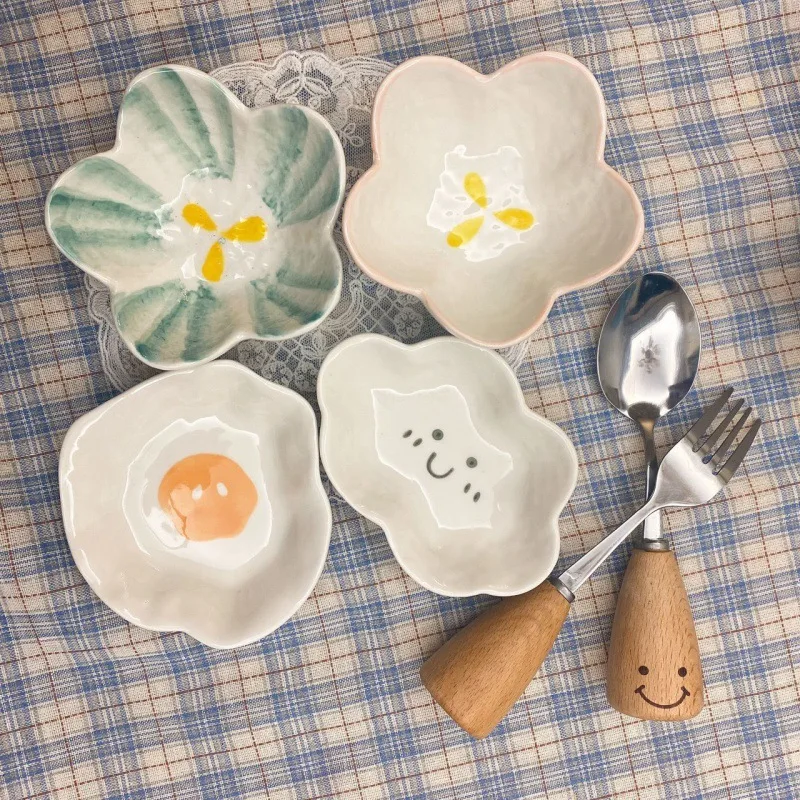 

Cloud Bowl Ceramic Dish Seasoning Dish Hot Pot Oil Dish Hand-painted Underglaze Tableware Pouch Egg Small Flower Bowl