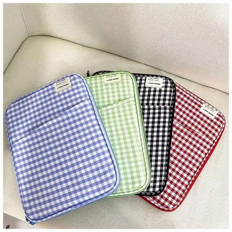 Versatile Tablet and Laptop Protective Sleeve with Pocket