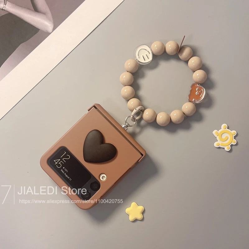 Charming Beaded Bracelet Love Hinge Phone Case with Hand Chain Cover
