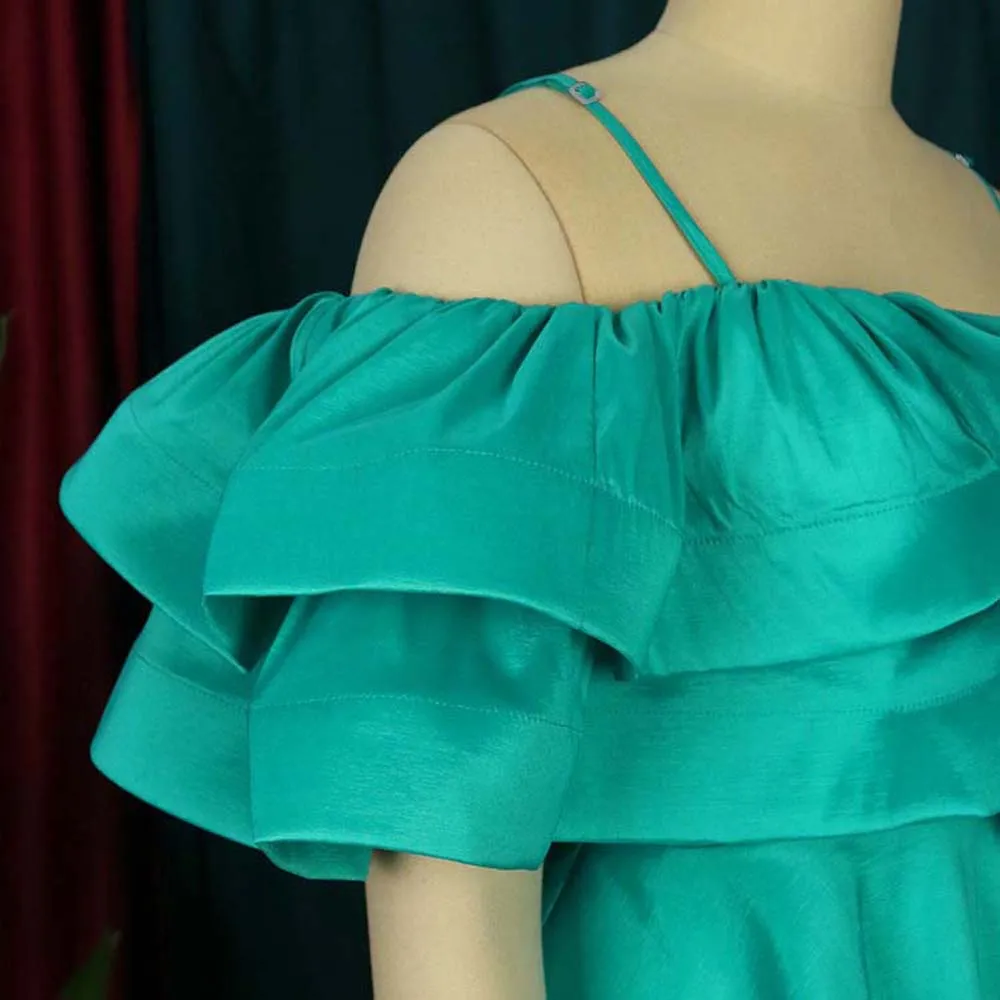 Рисунок 5 - Блузка женская однотонная с открытыми