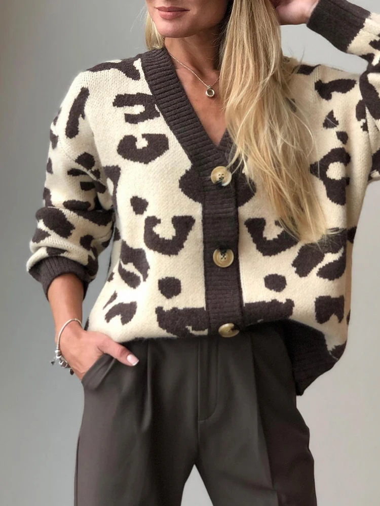 

CamKemsey Thick Warm Winter Knitted Cardigan Sweaters Women Fashion Leopard Printed Knit Single Breasted Cardigans Coats