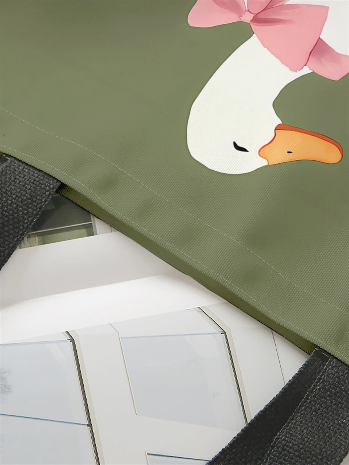 1pc,cartoon duck handbag, reusable fashionable handbag, multifunctional handbag, printed canvas shopping bag