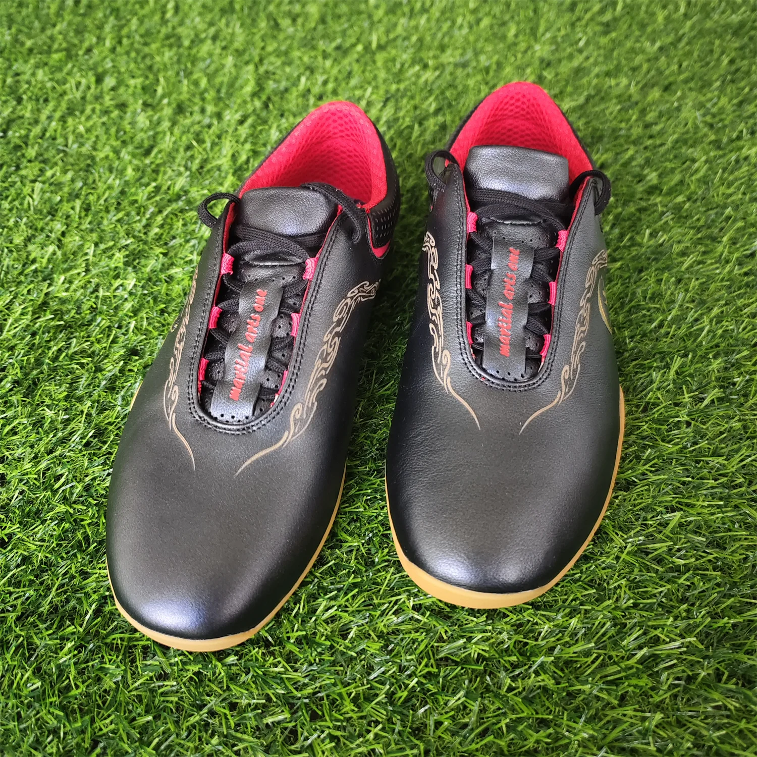 Genuine Leather Kung Fu Tai Chi Shoes Martial Art Shoes Sneakers Soft Cowhide Classic Pattern Free Flexible Sole Men Women