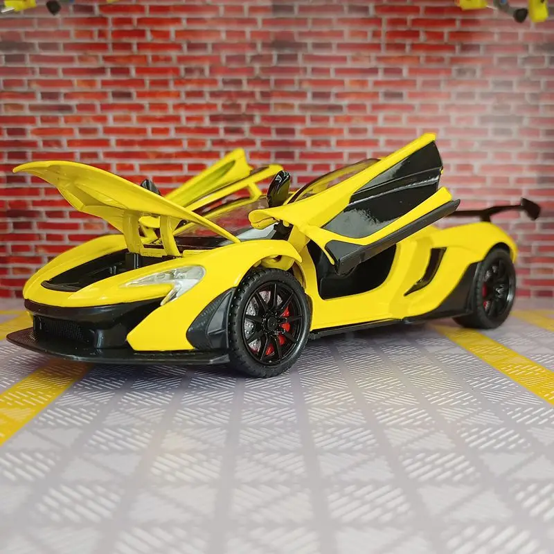 1:24 Alloy Car Model with Functional Doors and Hood, Sound and Light Features, Collector's Edition