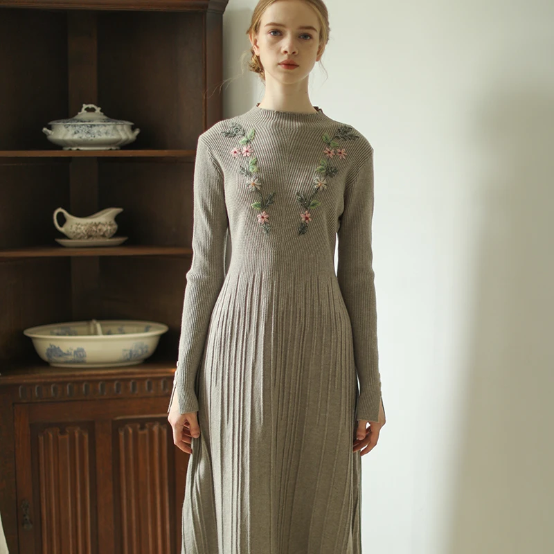 

84-100cm Bust Spring Autumn Women Vintage Exquisite Flower Handmade Embroidery Soft Comfortable Knitted Bottom Dresses