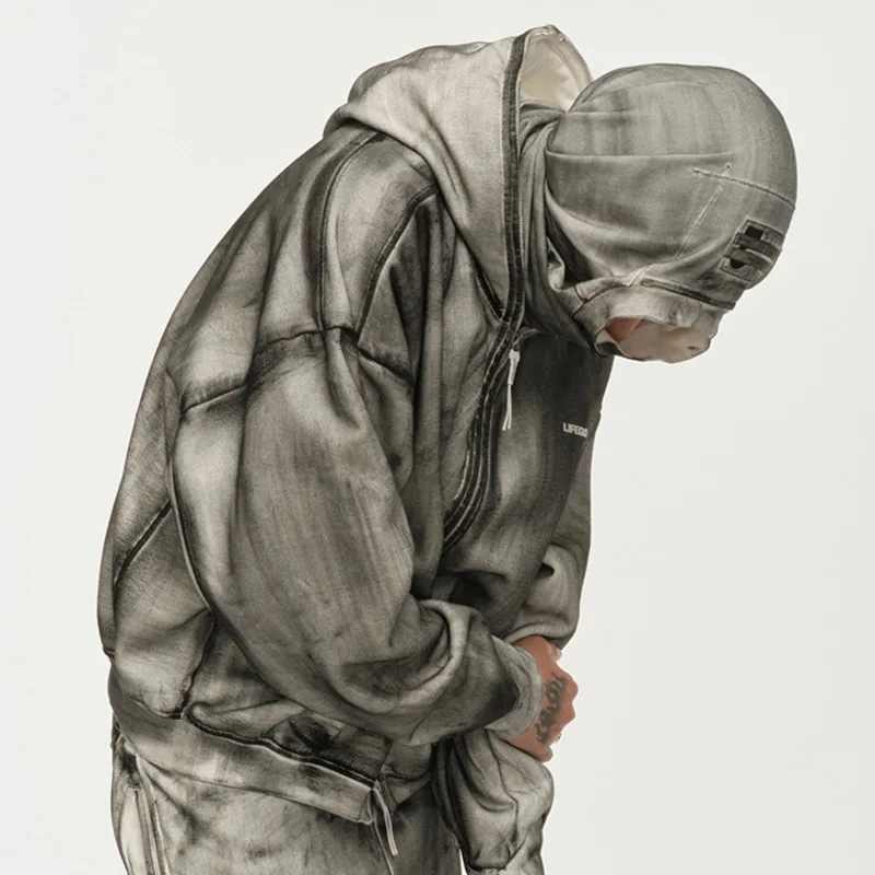 Рисунок 6 - Мужской свитер с капюшоном PFNW