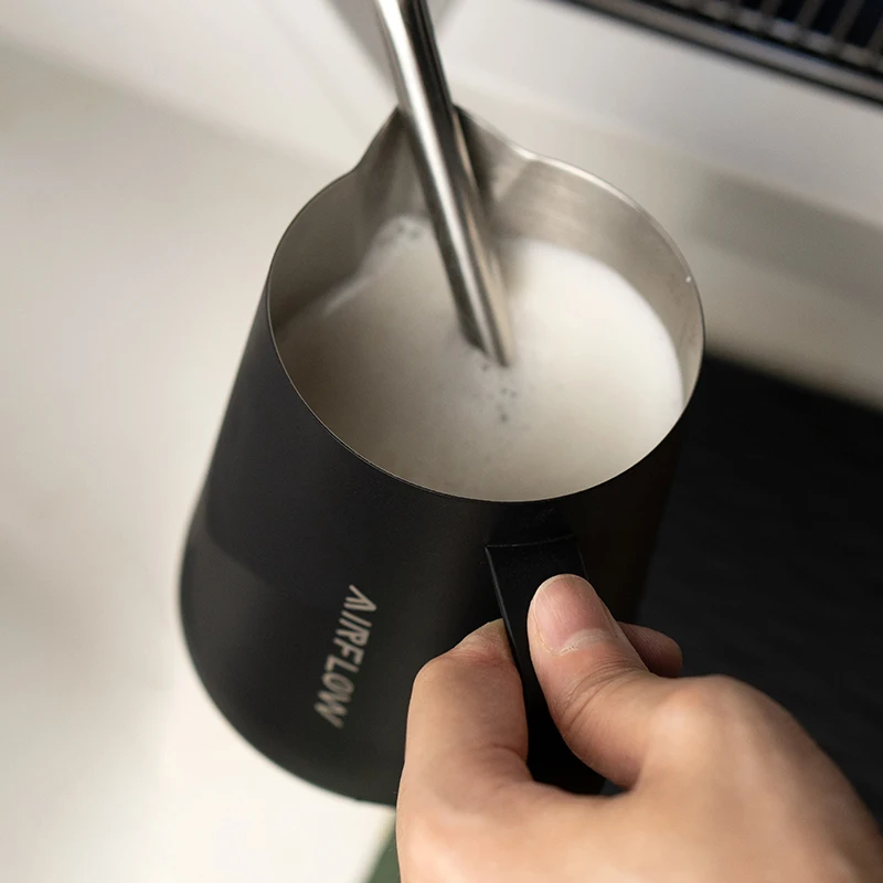 AIRFLOW 400ML 600ML Milk Pitcher With Scale Stainless Steel Milk Frother Jug Latte Art Pitcher Espresso Steaming Cappuccino Cup, milk frothing pitcher