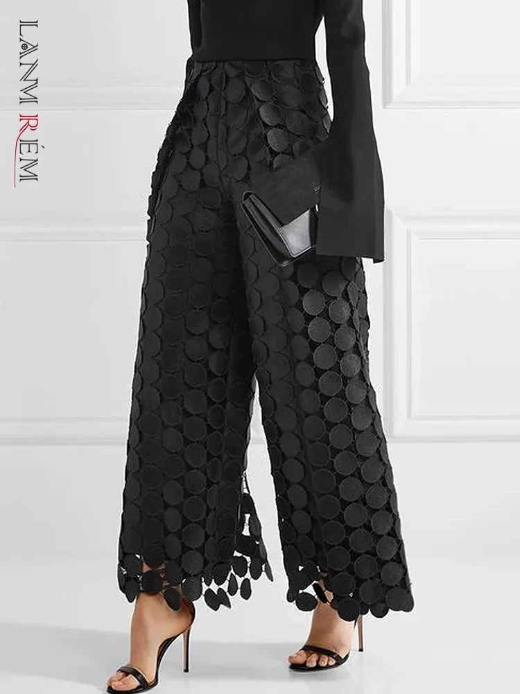 

[LANMREM] Fashion Designer Hollow Out Embroidery Black Wide Leg Pants Women's High Waist Tassel Trousers 2024 Spring New 26D8654