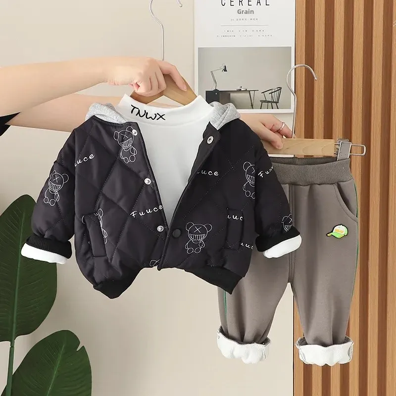 Black color three-piece set