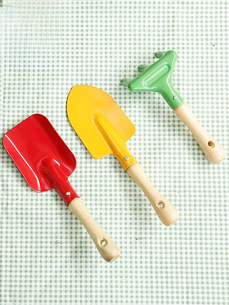 ~gardening tools Succulent potted plants Planting shovels Kindergarten planting flowers Small shovels Dig sand and catch the sea