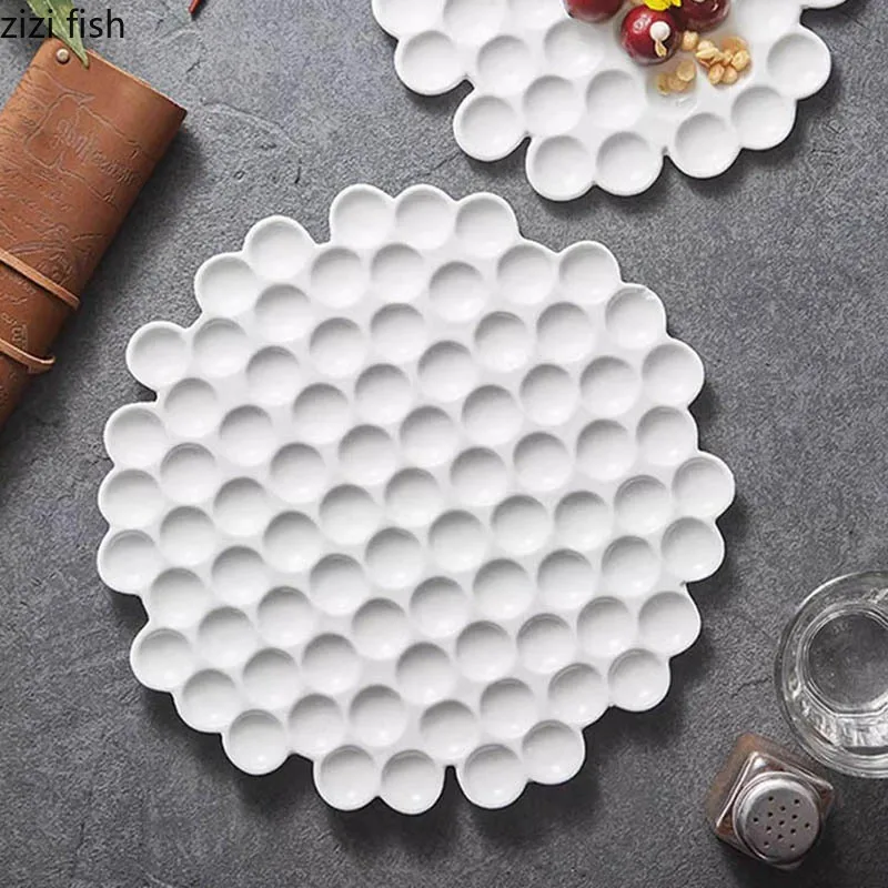 순수한 흰색 불규칙한 세라믹 벌집 접시, 창의적인 디저트 접시, 스낵 접시, 스시 요리, 분자 요리, 전문 식기