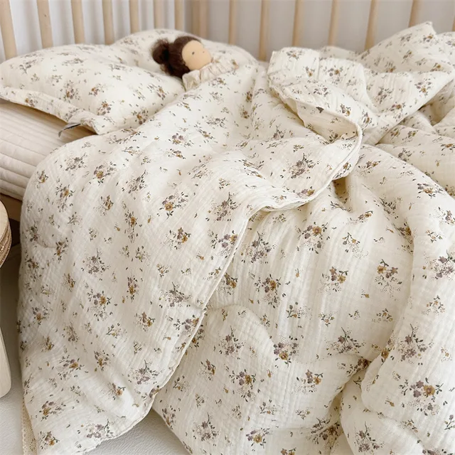 Floral toddler quilt blanket and pillow set with reversible design 120x150cm 6